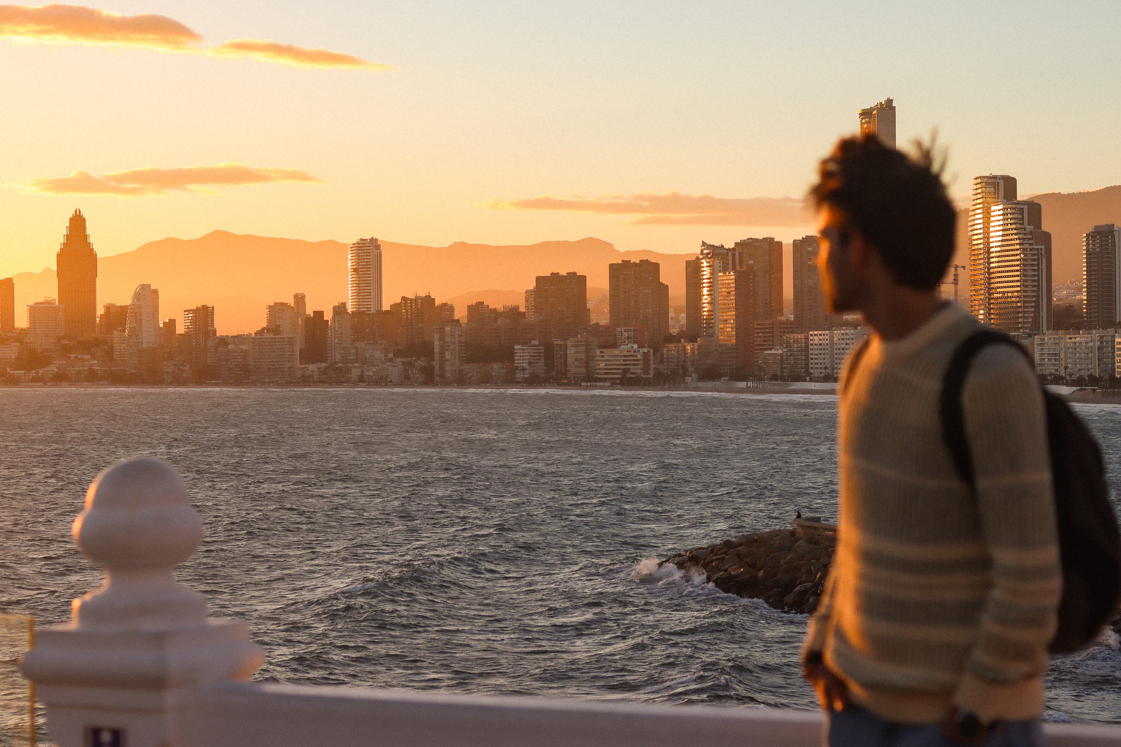 Découvrez les couleurs de Villajoyosa et regardez le coucher de soleil à Benidorm
