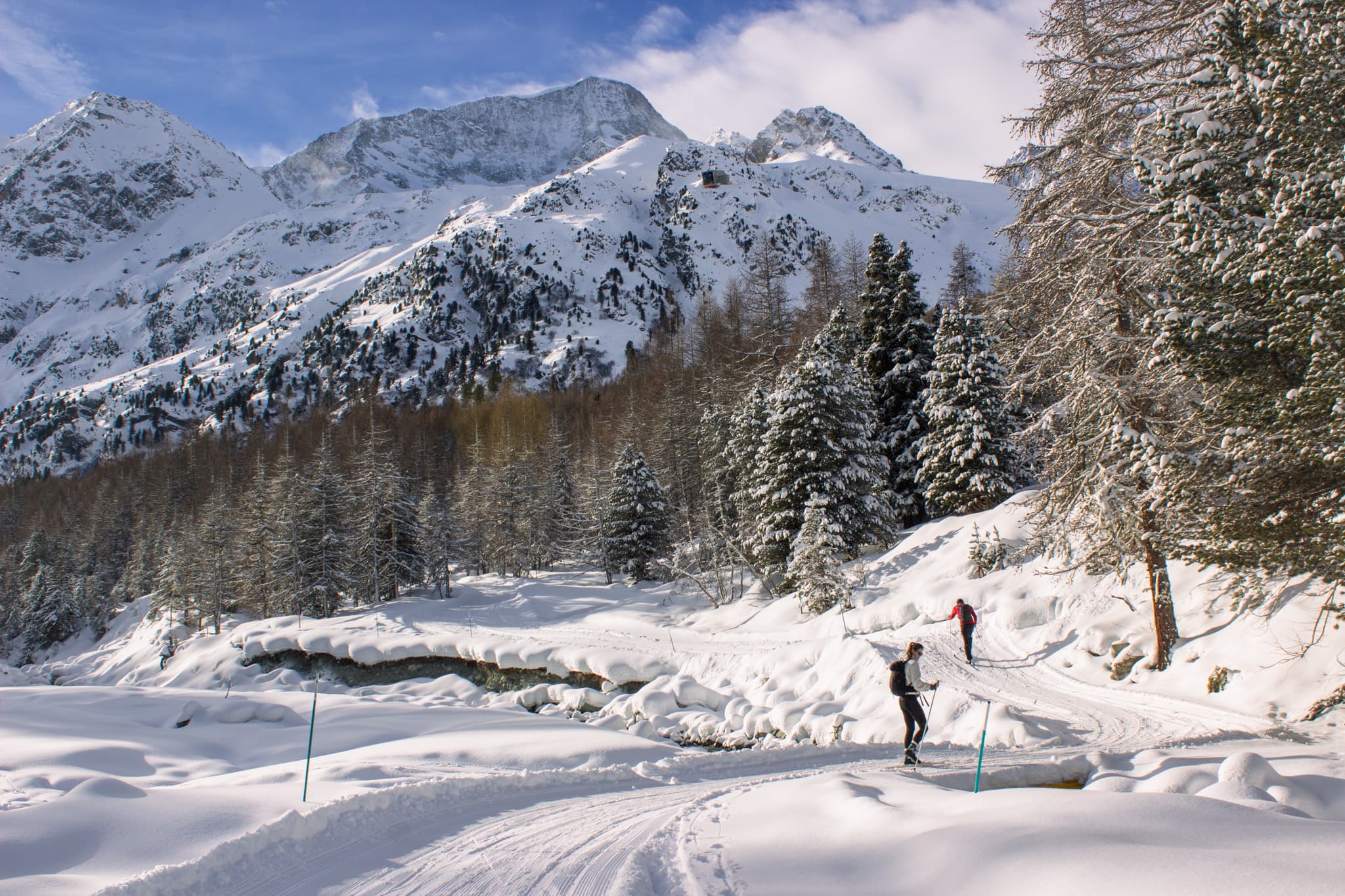 Cross-country skiing in Arolla