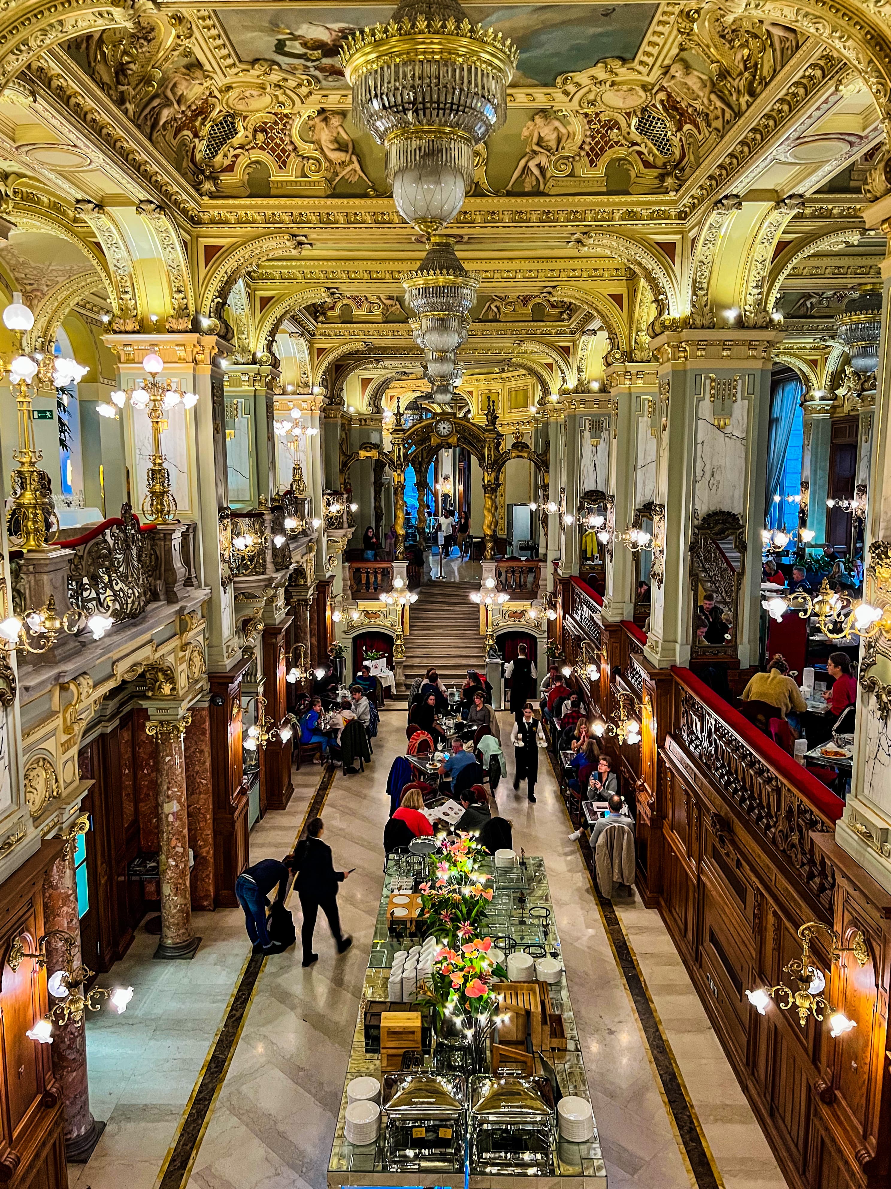 Food and drinks | Three special places in Budapest