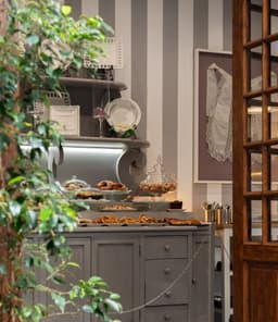 Chasse aux souvenirs et pâtisserie chez Le Patissier