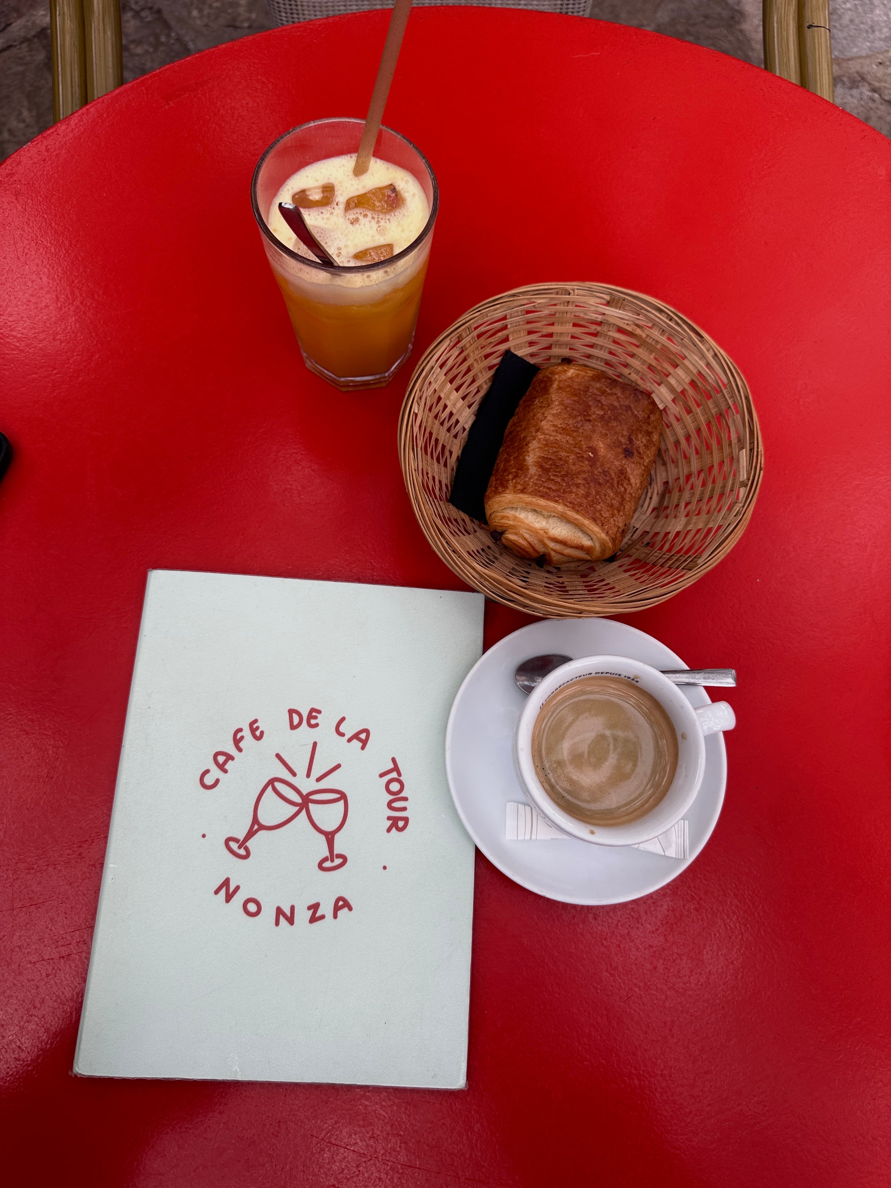 The cutest town and black beach