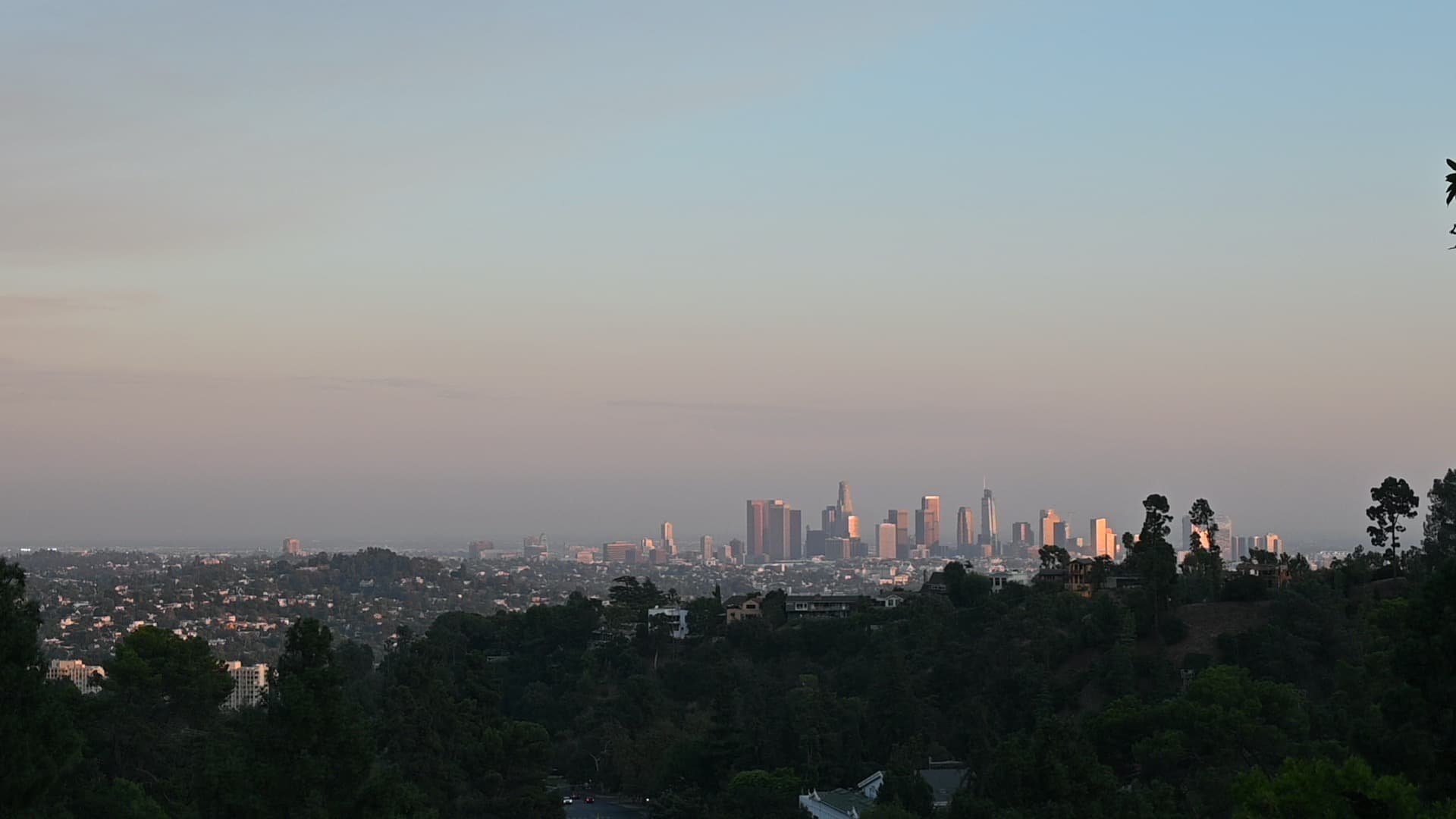 Zonsondergang bij Griffith Observatory