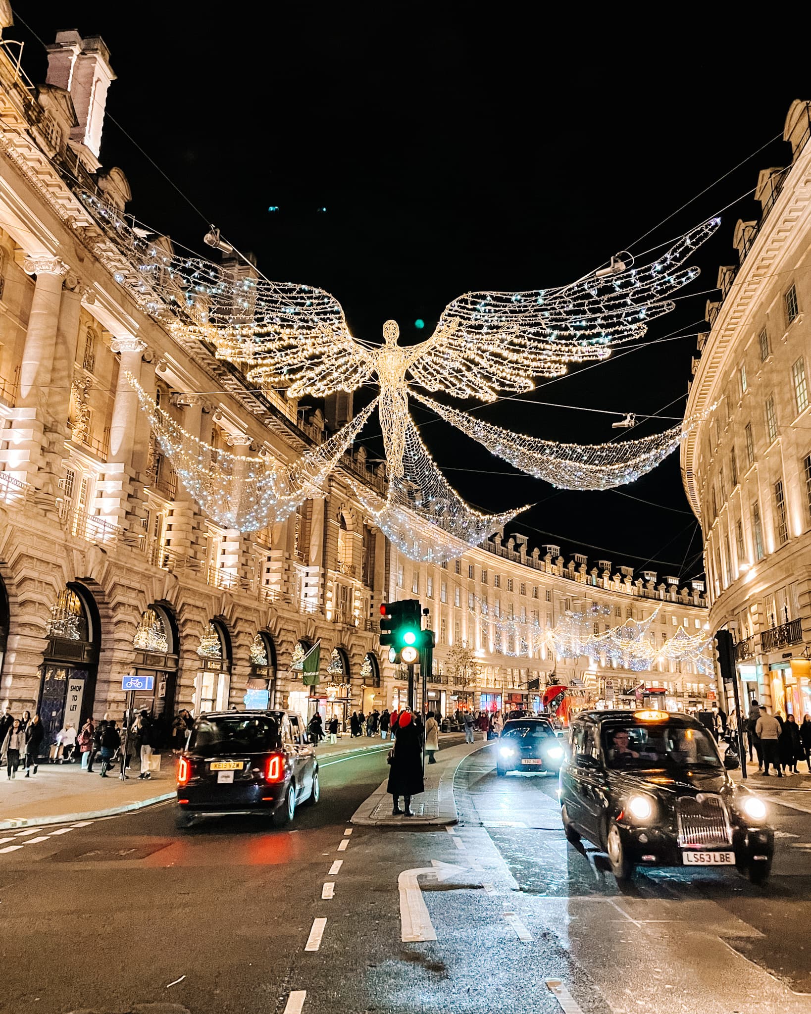 Christmas in London: The Best Spots For Festive Lights